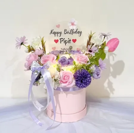 Bloom Box Akrilik Ucapan Ulang Tahun Gambir